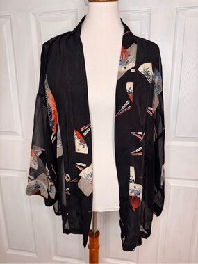 Citron Santa Monica Asian Printed Topper Jacket Black Silk Open Front OS